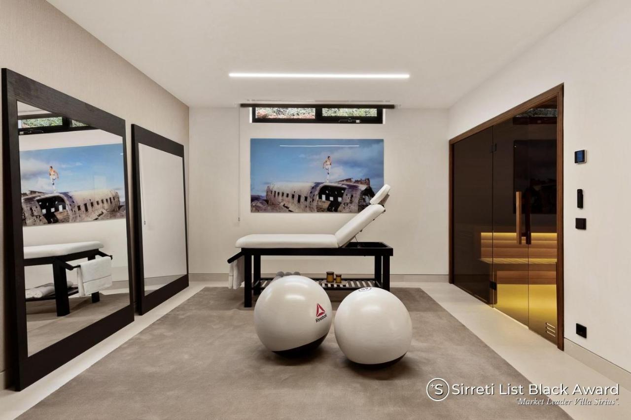 Villa Sirius: Luxury Golf Valley Retreat with Private Heated Pool Marbella Exterior photo